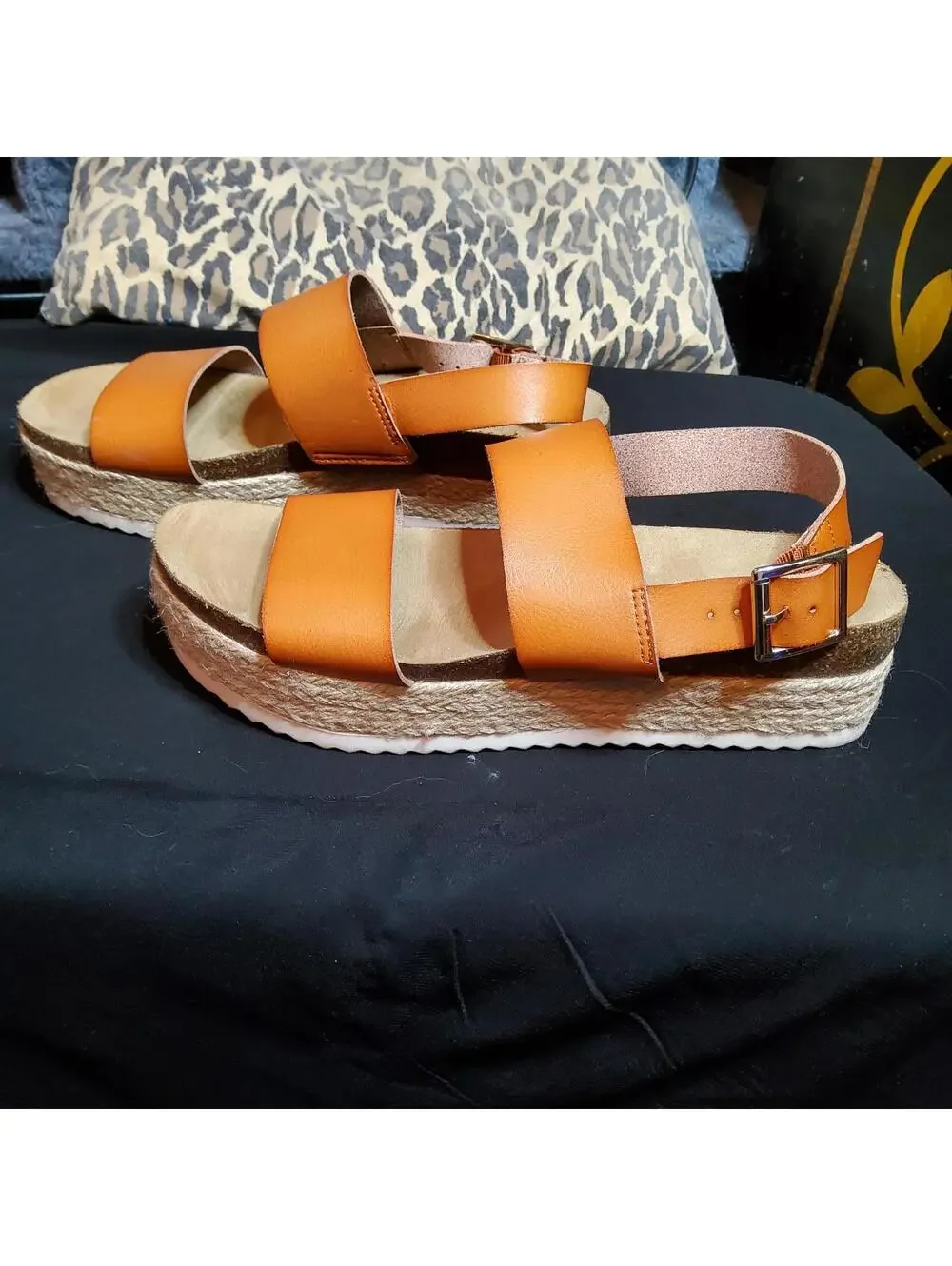 9.5 Feel Good Flats